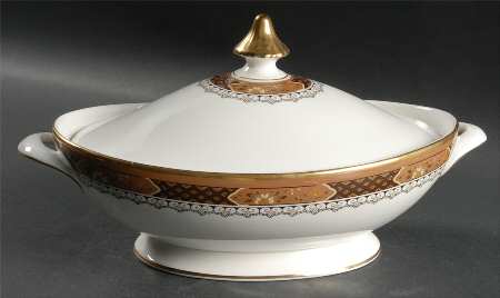 Verona Oval Covered Vegetable