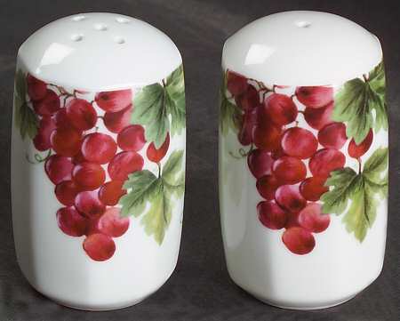 Vintage Grape Salt & Pepper Set