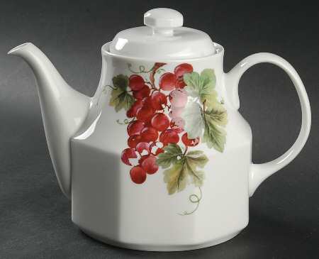 Vintage Grape Teapot & Lid
