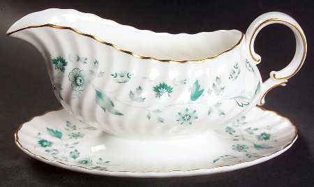 Waverley Gravy Boat with Attached Underplate
