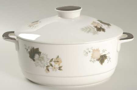 Westwood Small Oval Oven To Table Covered Casserole