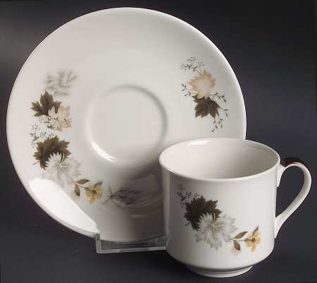 Westwood Flat Cup & Saucer Set