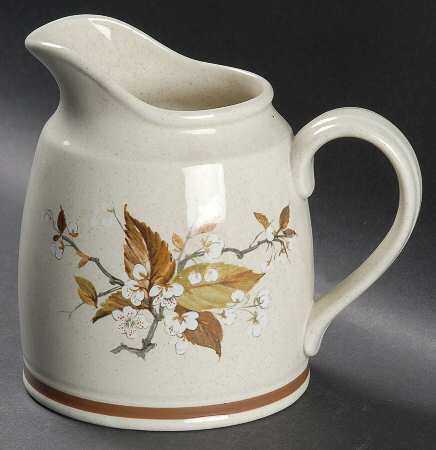 Wild Cherry 24 Oz Pitcher