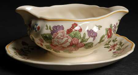 Wildflower Gravy Boat with Attached Underplate