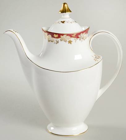 Winthrop Coffee Pot & Lid