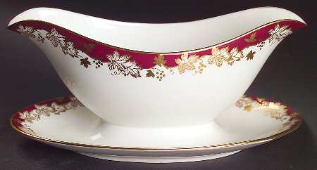 Winthrop Gravy Boat with Attached Underplate