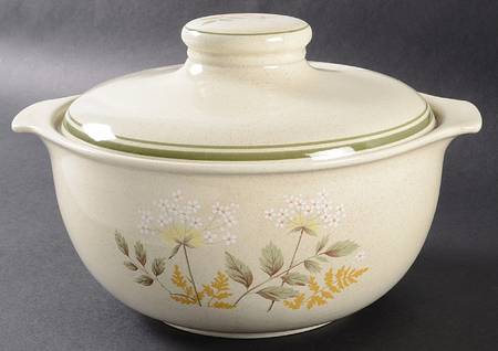 Will O' The Wisp (Double Green Lne) 2 Qt Round Covered Casserole