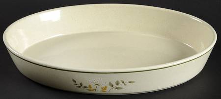Will O' The Wisp (Single Green Line) 14" Oval Baker