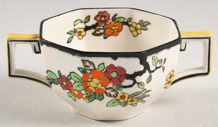 Woburn Black (No White Flowers) Flat Bouillon Cup