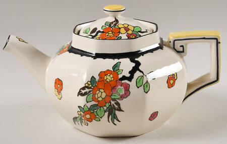 Woburn Black (No White Flowers) Teapot & Lid
