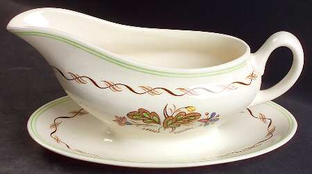 Woodland Gravy Boat with Attached Underplate