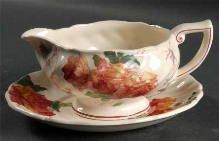 Wrenbury Gravy Boat & Underplate