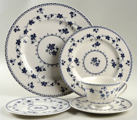 Yorktown 5 Piece Place Setting