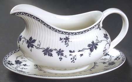 Yorktown Gravy Boat & Underplate by Royal Doulton