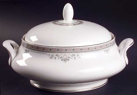 York Round Covered Vegetable