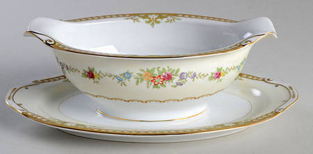 RDB3 (JAPAN) Gravy Boat with Attached Underplate
