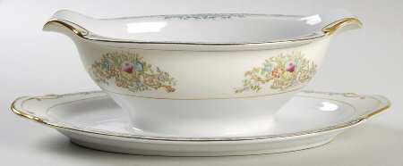 RDB7 Gravy Boat with Attached Underplate