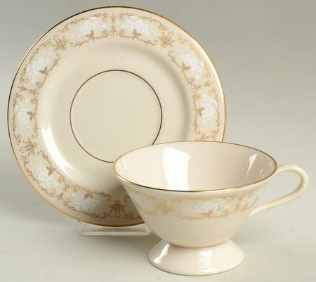 Brentwood Castle Footed Cup & Saucer Set