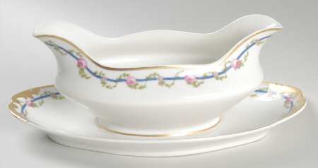 RDN1 Gravy Boat with Attached Underplate