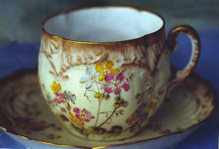 3915 Flat Cup & Saucer Set