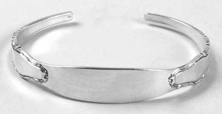 English Provincial (Sterling, 1965) Sterling Bracelet