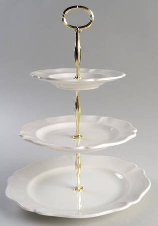 Heirloom 3-Tiered Serving Tray (DP, SP, BB)