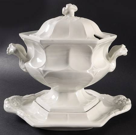Heirloom Octagonal Tureen & Lid with Underplate