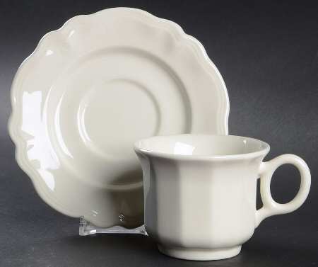 Heirloom Oversized Cup & Saucer Set