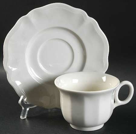 Heirloom Oversized Cup & Saucer Set