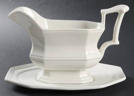 Heirloom Gravy Boat & Underplate by Red Cliff
