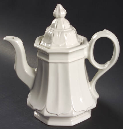 Sydenham Teapot & Lid by Red Cliff