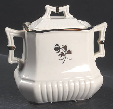Tea Leaf Sugar Bowl & Lid by Red Cliff