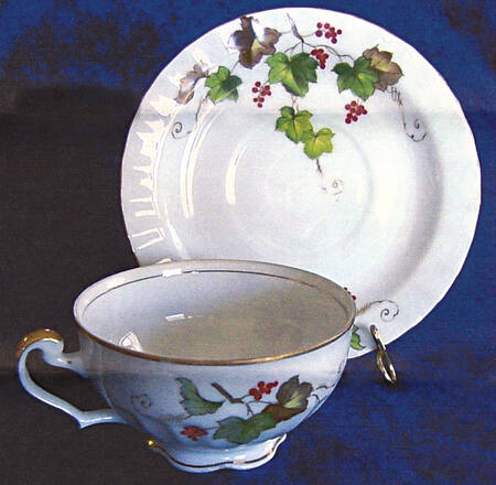Autumn Footed Cup & Saucer Set
