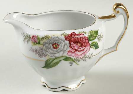 Bouquet Creamer