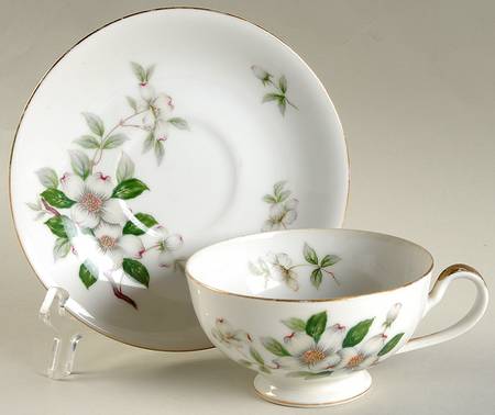 Dogwood Footed Cup & Saucer Set