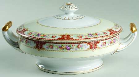 Lafayette Round Covered Vegetable