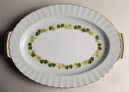Lawndale 17" Oval Serving Platter