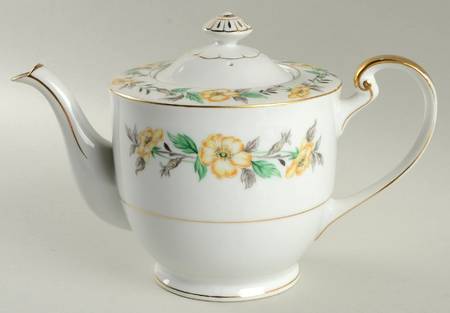 Loraine Teapot & Lid