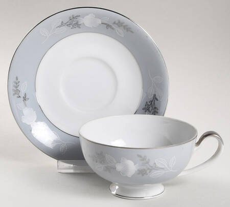 Platina Footed Cup & Saucer Set