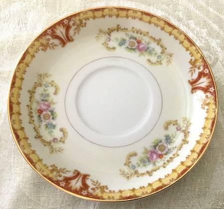 REG2 Saucer