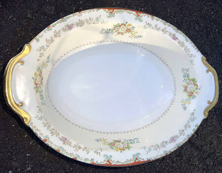 REG7 11" Oval Vegetable Bowl