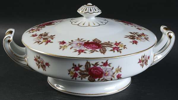 Rosedale Round Covered Vegetable