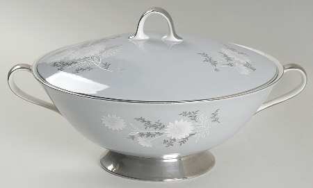 Starlite Round Covered Vegetable