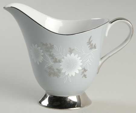 Starlite Creamer