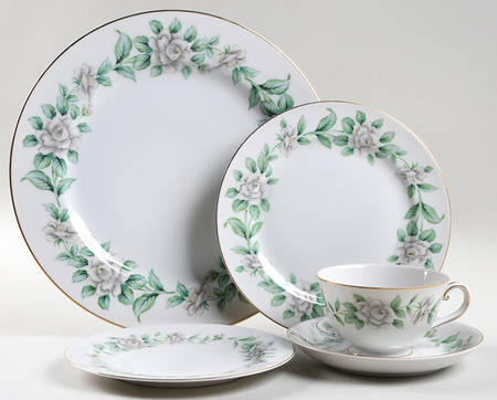 Virginia 5 Piece Place Setting