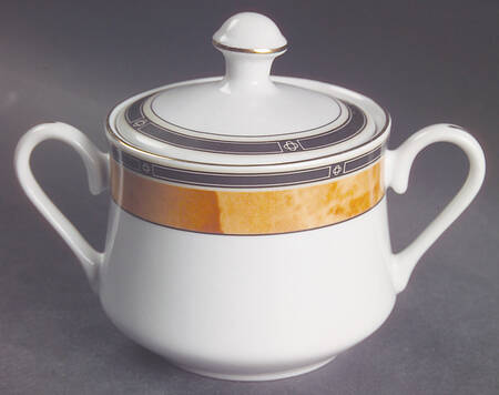 Wood Garland Sugar Bowl & Lid