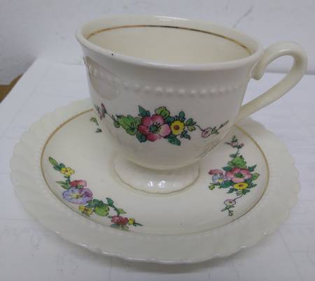 REV1 Footed Demitasse Cup & Saucer Set