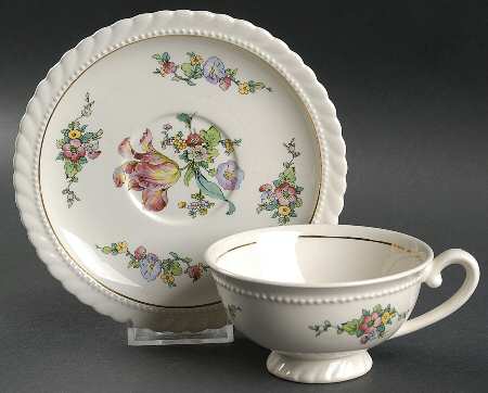 REV1 Footed Cup & Saucer Set