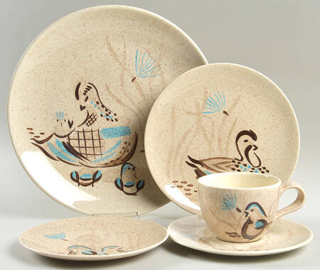 Bob White 40 Piece Estate Set