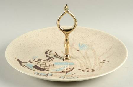 Bob White Round Serving Plate with Handle (DP)